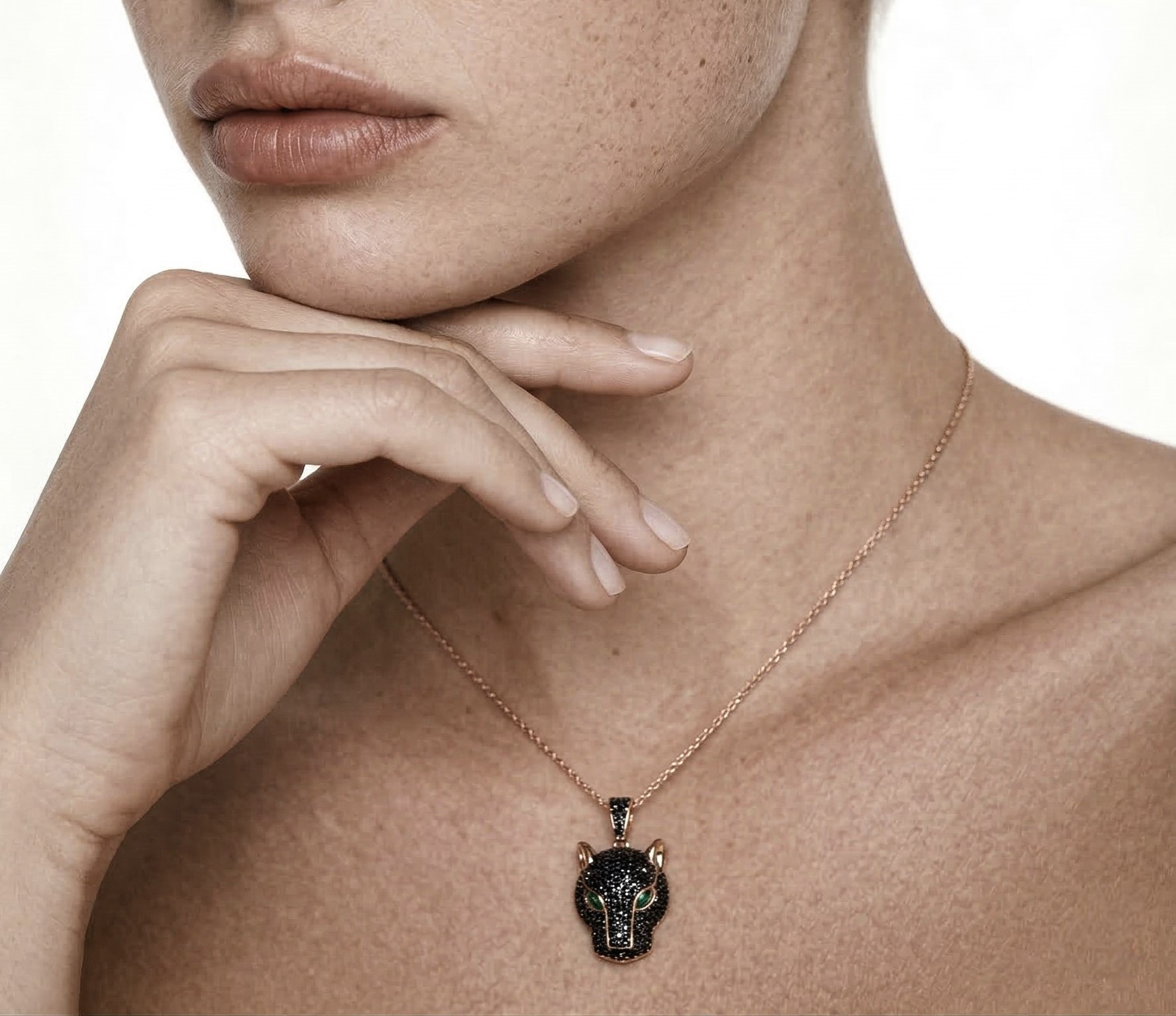 Colar Pendentif Panthère Émeraude